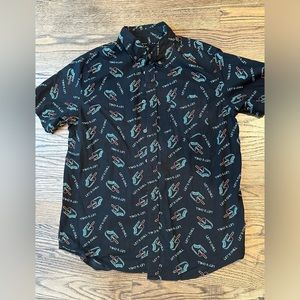 Edgar and Ash Button Up “Let’s Chill” Medium